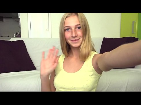 ❤️ Amikor unatkozom, lustán maszturbálom a rózsaszín puncimat... ❤️❌ Minőségi szex at hu.porn-list.ru ❌️❤